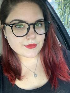 Elizabeth Larsen - Baby Visalia, USA