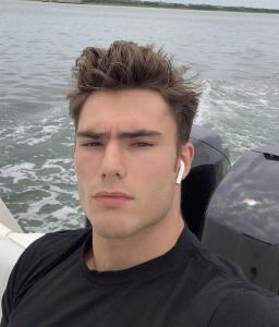 Bruce Chiasson - Daddy Aubrey, USA