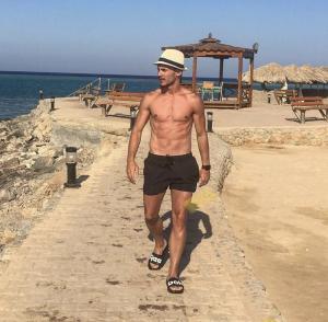 Larry Grajeda - Daddy Oxford, United Kingdom